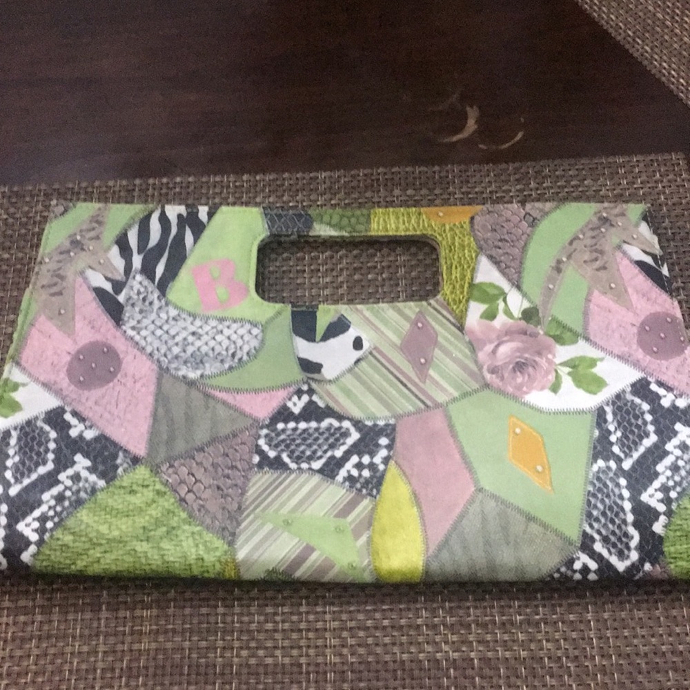 Bag - Picture 2 of 7